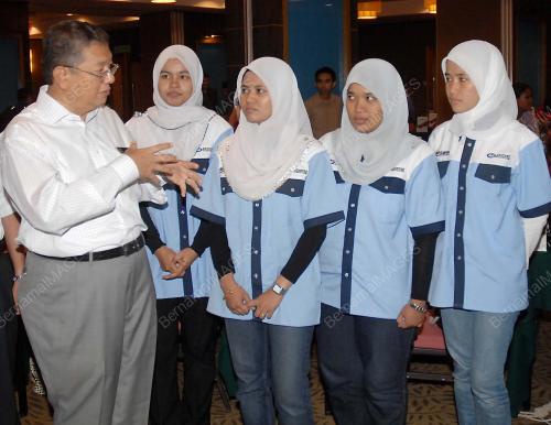 PROGRAM USAHAWAN SISWAZAH TANI FAMA