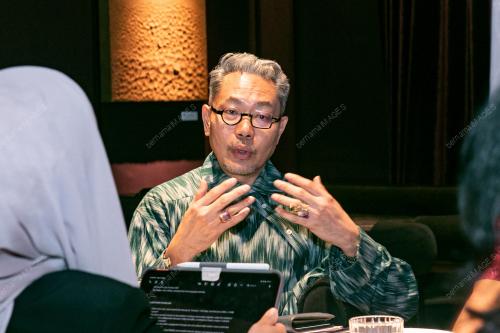 ISMAIL ANI AROPE