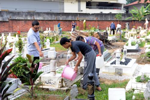 KL03_12072015_KUBUR