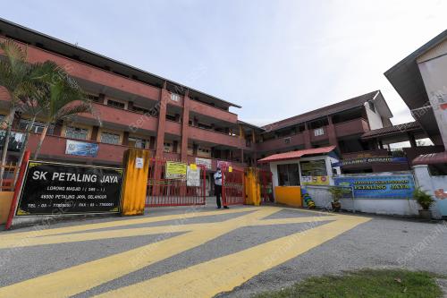 TINJAUAN SEKOLAH TUTUP COVID-19
