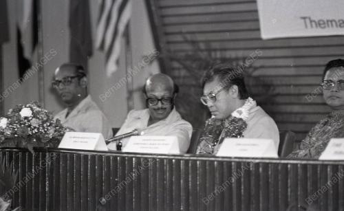 KL03_13012015_HARI_PEKERJA