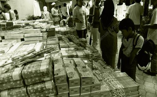 KL03_130490_HARIRAYA