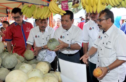 KL03_13042013_PASAR_TANI