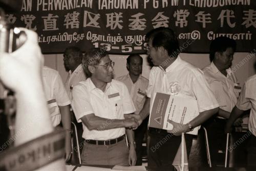 DATO' SERI LIM KENG YAIK
