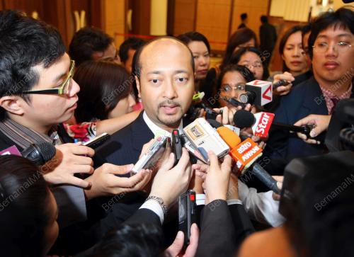 MUKRIZ MAHATHIR
