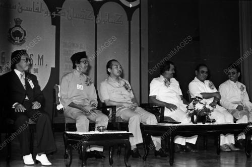 TENGKU TAN SRI RAZALEIGH HAMZAH