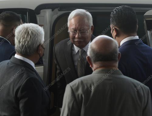 DATUK SERI NAJIB TUN RAZAK