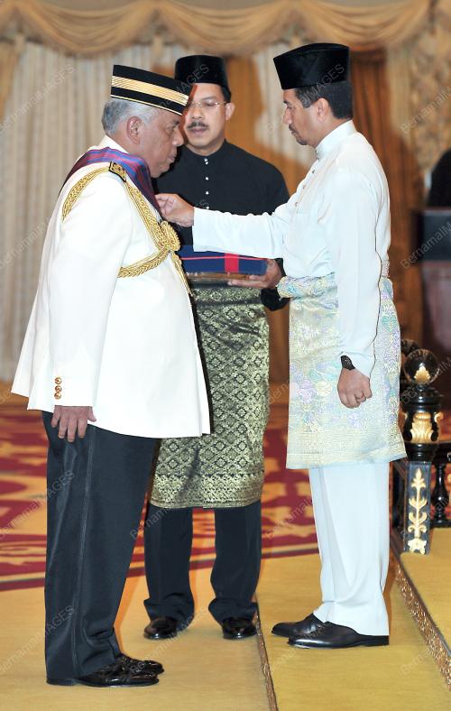 TUANKU MIZAN ZAINAL ABIDIN