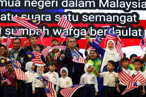 DATUK AARON AGO DAGANG