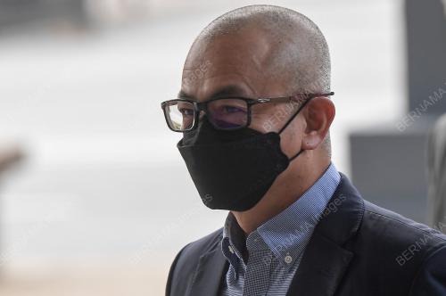 DATUK ROZMAN ISLI