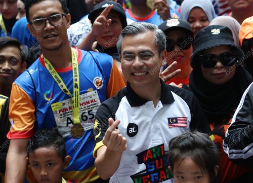 FAHMI FADZIL