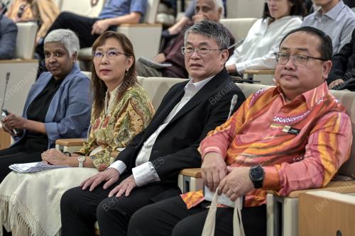 WILLIAM LEONG JEE KEEN