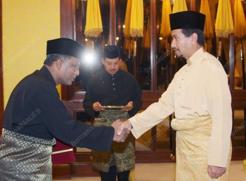 TUANKU MIZAN ZAINAL ABIDIN
