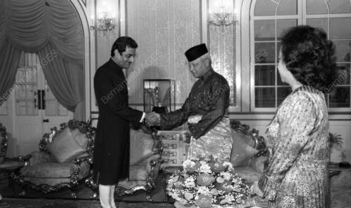 KL03_15012015_AGONG_PESYURUHJAYA_TINGGI