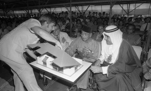 KL03_15012015_SEKOLAH_TUNGKU