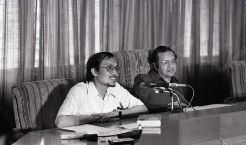 DR. MAHATHIR MOHAMAD