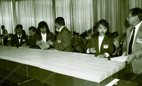 KL03_150390_BALLOTING