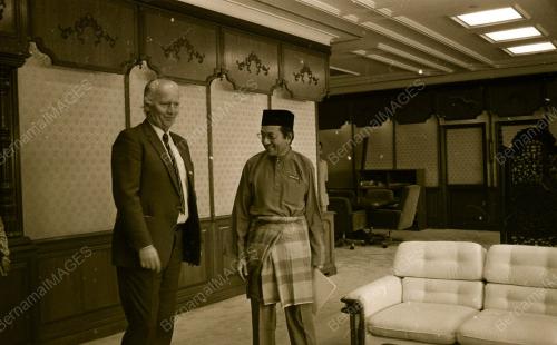 KL03_150690_BERTEMU_PM