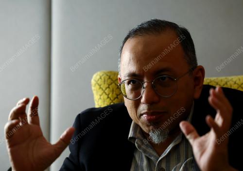 AHMAD MURIZ CHE ROSE