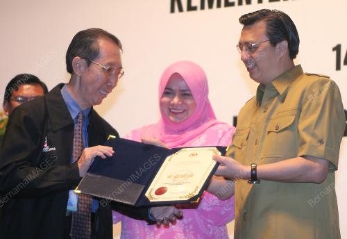 LIOW TIONG LAI