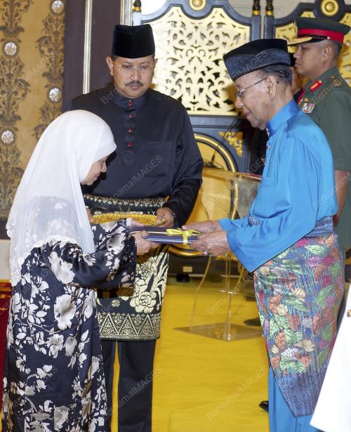KL03_16022015_AGONG