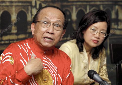 DR RAIS YATIM