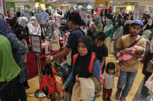TINJAUAN PERSIAPAN HARI RAYA