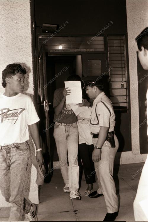IBU BUDAK LELAKI MALANG