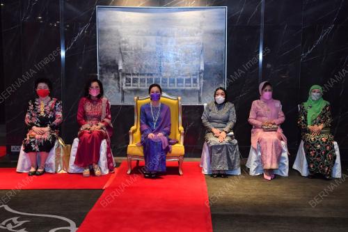 TUANKU ZARA SALIM