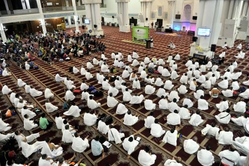 KL03_16072016_HAJI