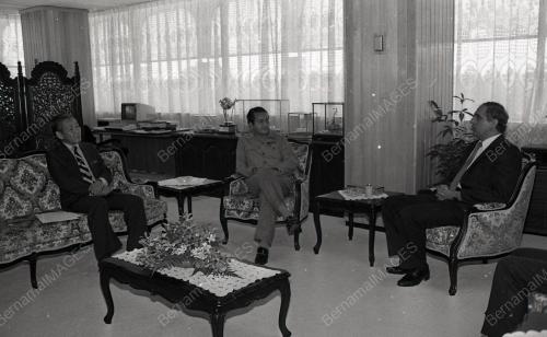 DR. MAHATHIR MOHAMAD