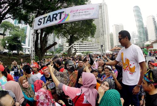 KL03_16102016_BATIK_FUNWALK