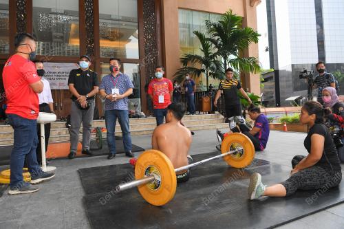 DATUK RAMLAN SHAHEAN@ASKOLANI