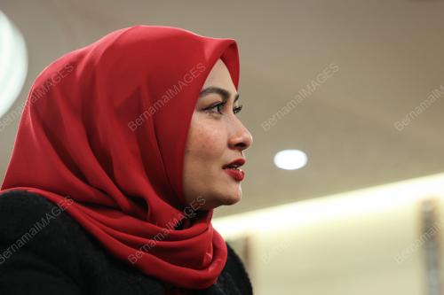 YOUNG SYEFURA OTHMAN