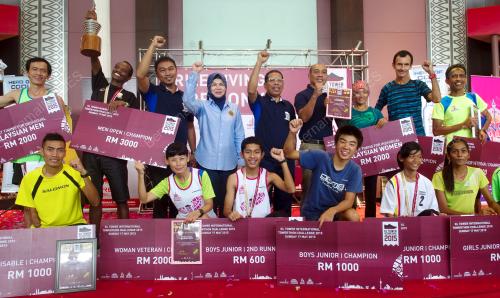 KL03_17052015_KL_TOWERTHON