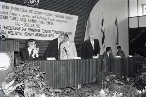DATUK AMAR DR ONG KEE HUI