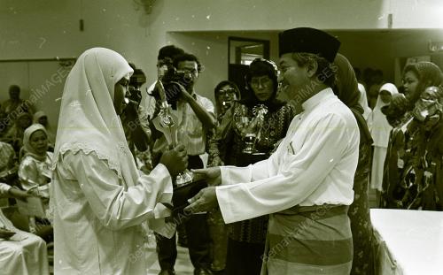 KL03_170690_PUTRI_ISLAM
