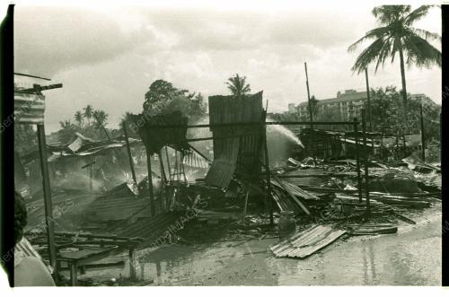 KEBAKARAN DI KAMPUNG BARU
