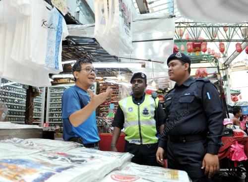 KL03_17092015_TINJAUAN