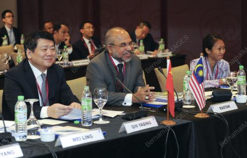 KL03_17112015_ASEAN_CHINA