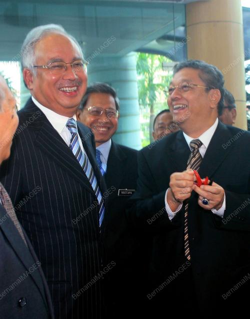 MOHD NAJIB ABDUL RAZAK