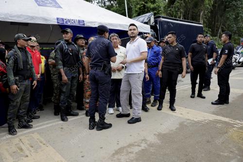 TENGKU AMIR SHAH SULTAN SHARAFUDDIN IDRIS