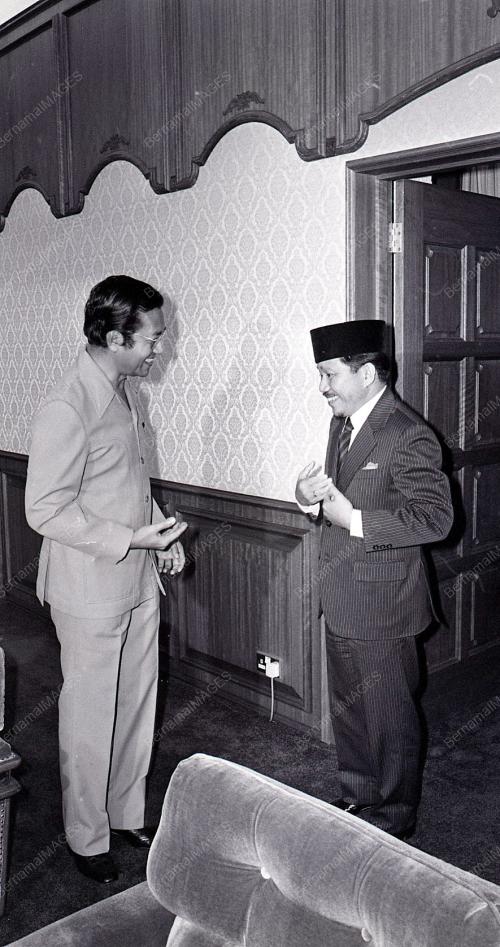 MENTERI BESAR BRUNEI