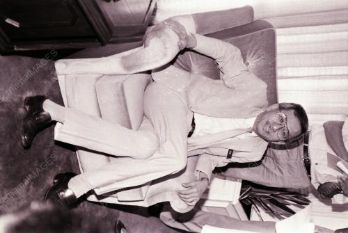 TUN DAIM ZAINUDDIN