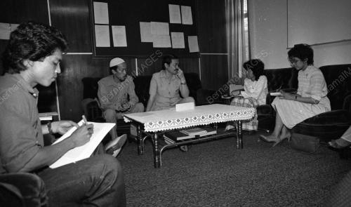 KL03_18022015_LAWAT_YAYASAN