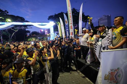 DATUK SERI WAN ROSDY WAN ISMAIL