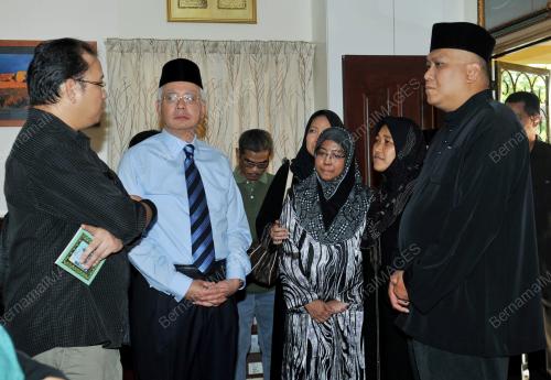 KL03_18032013_PM_ZIARAH