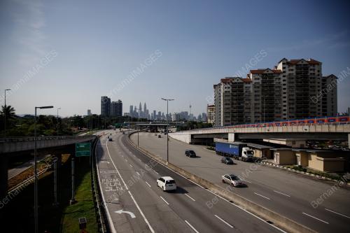 TINJAUAN ALIRAN TRAFIK