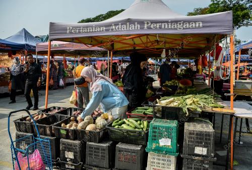 TINJAUAN PERSIAPAN HARI RAYA