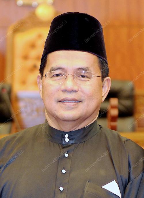 SENATOR DATUK ABDUL RAHMAN BAKAR